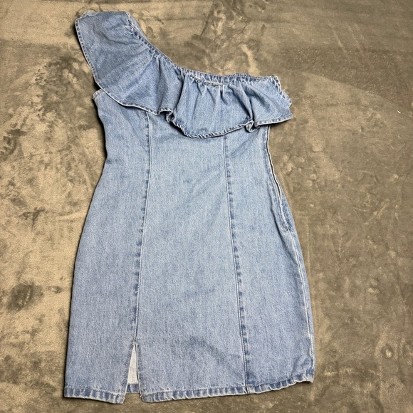 GB Gianni Bini Dresses & Skirts - Gianni Bini Light Wash Zip Denim One Shoulder Ruffle Mini Dress XS Slit Bodycon